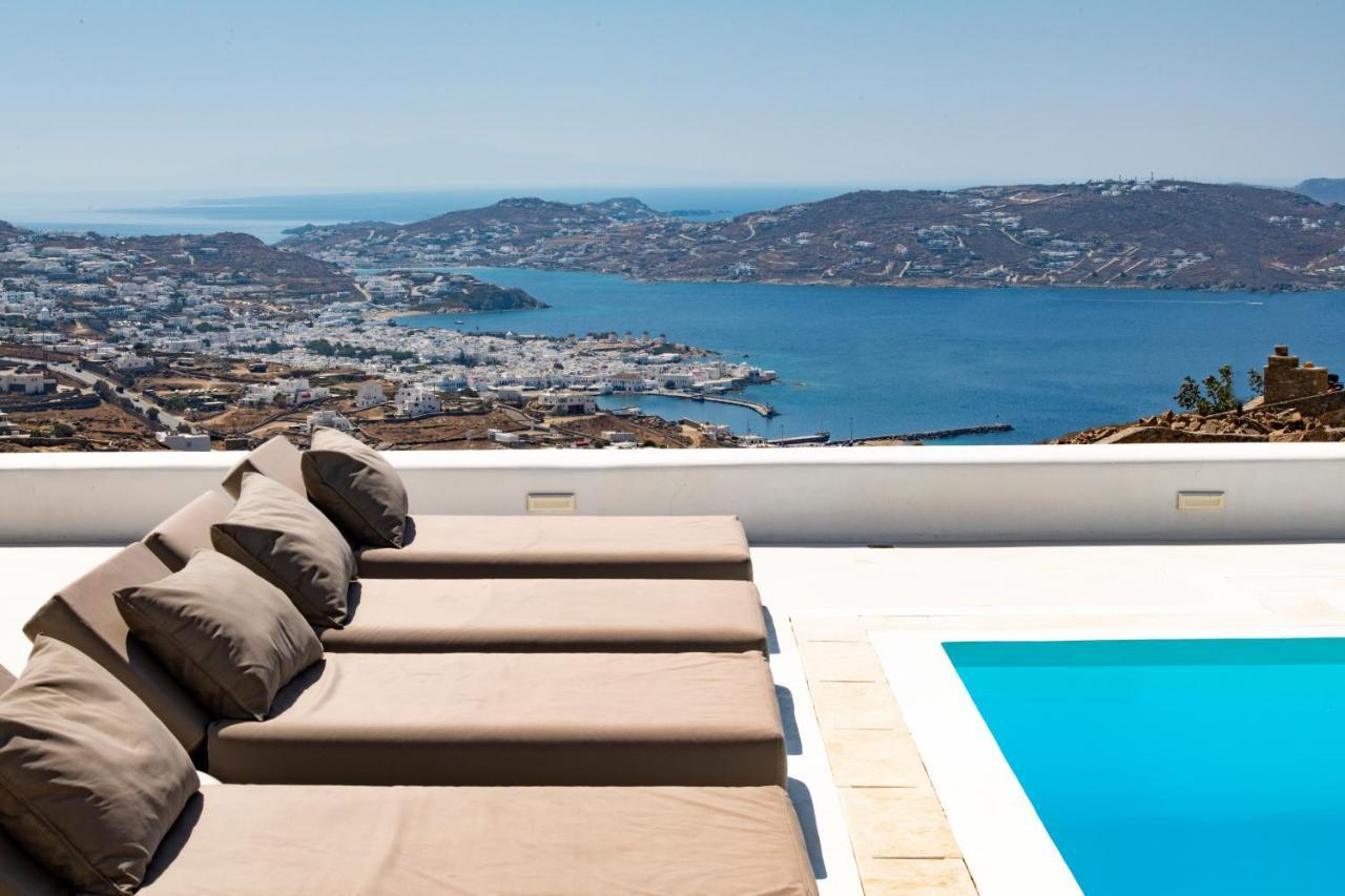 Diles Villas & Suites Mykonos Tourlos Bagian luar foto