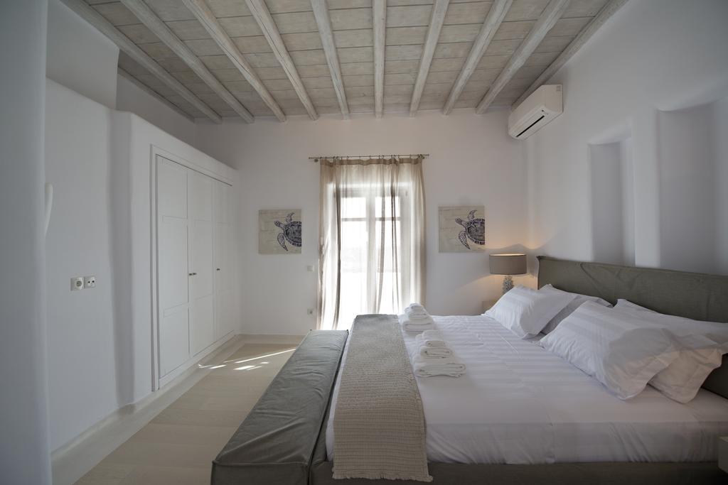 Diles Villas & Suites Mykonos Tourlos Bagian luar foto