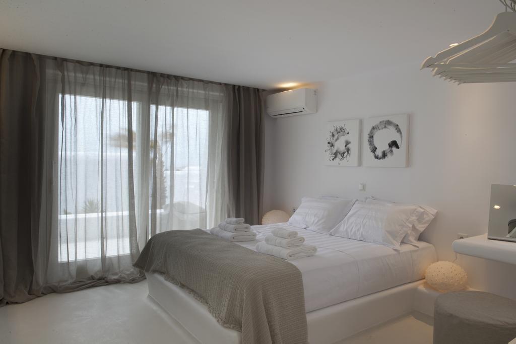 Diles Villas & Suites Mykonos Tourlos Bagian luar foto