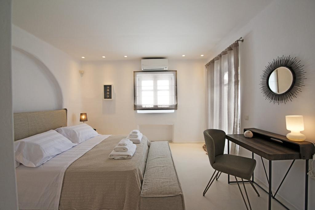 Diles Villas & Suites Mykonos Tourlos Bagian luar foto