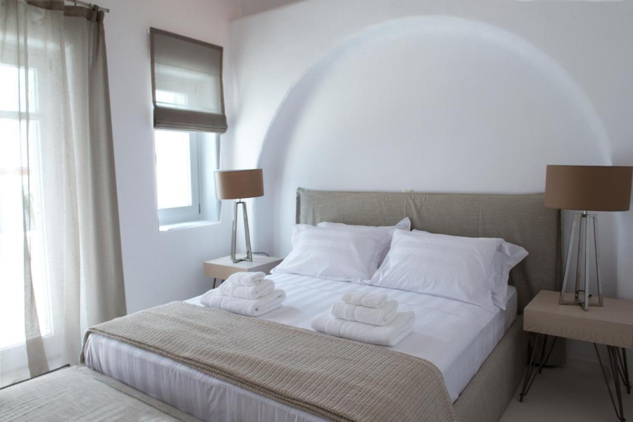 Diles Villas & Suites Mykonos Tourlos Bagian luar foto