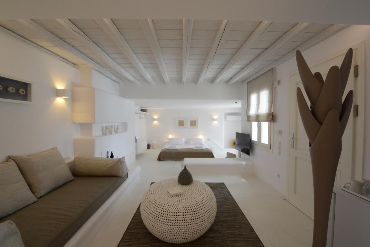 Diles Villas & Suites Mykonos Tourlos Bagian luar foto