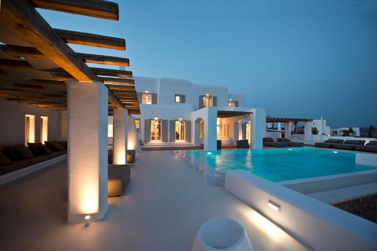 Diles Villas & Suites Mykonos Tourlos Bagian luar foto
