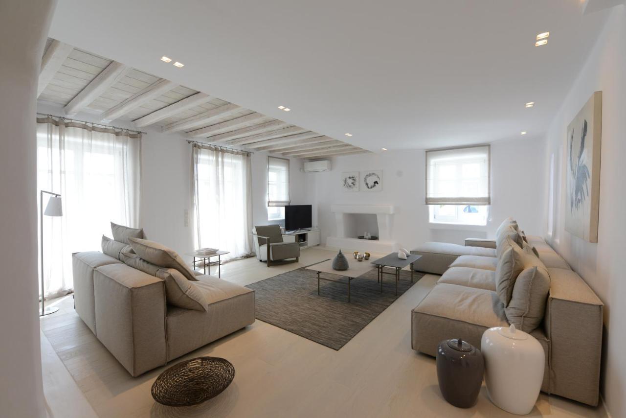 Diles Villas & Suites Mykonos Tourlos Bagian luar foto